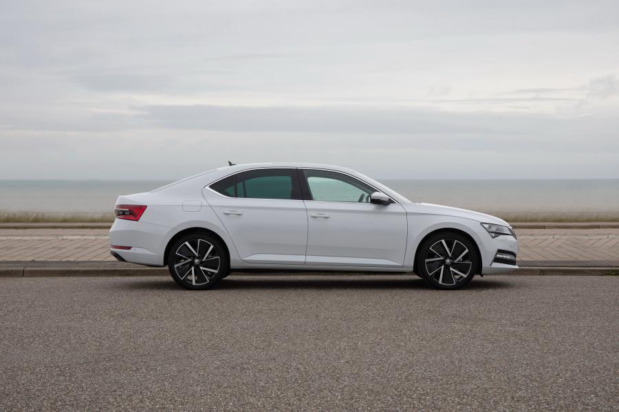  Skoda Superb iV 2019 года  (WW) (фото 34 из 55)